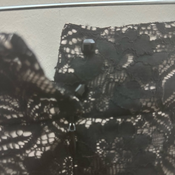 Banana Republic Black Lace Pencil Skirt - Picture 4 of 5
